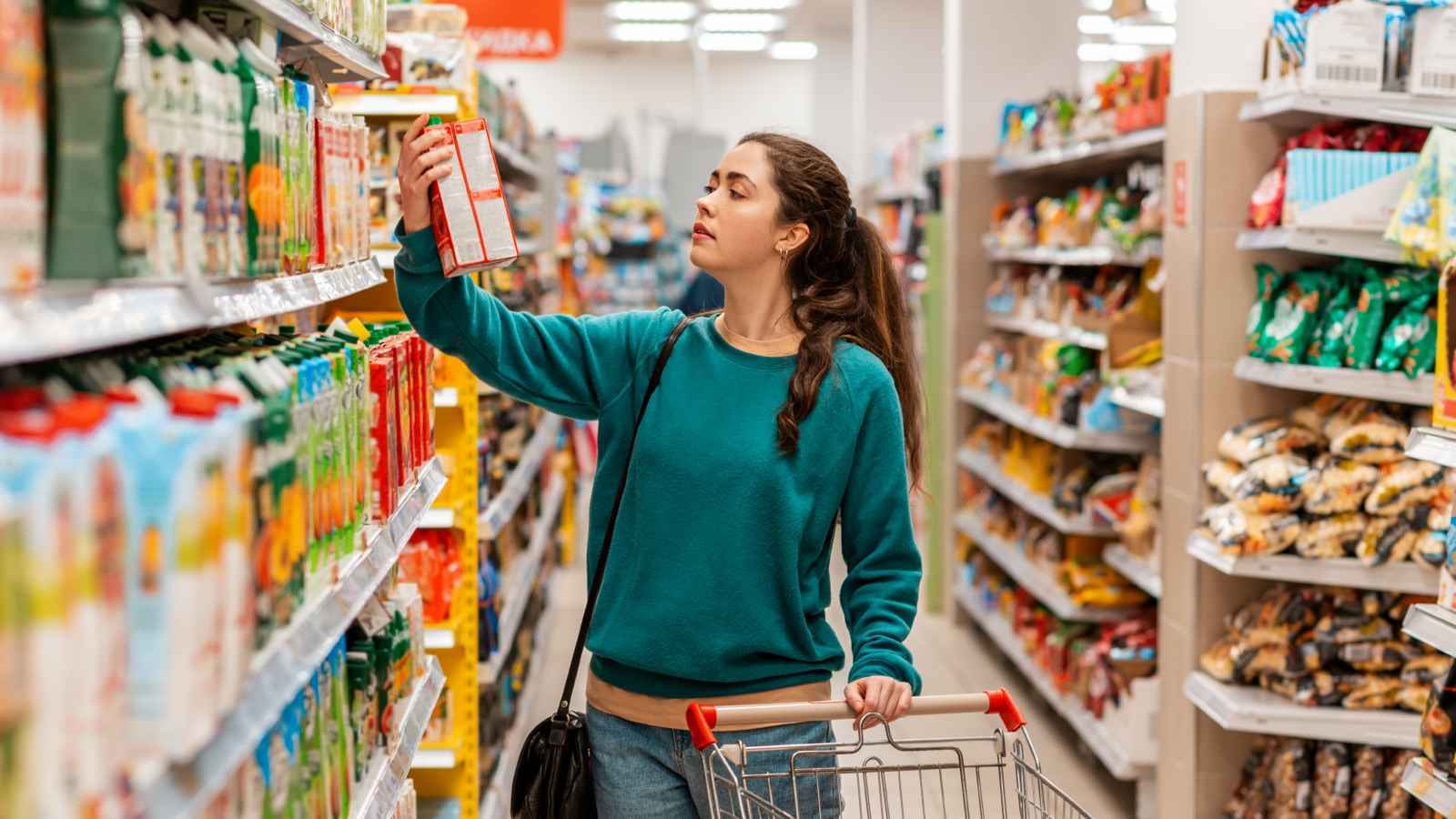 كيف تصبح متسوقاً ذكياً وتخفض مصاريفك للنصف؟