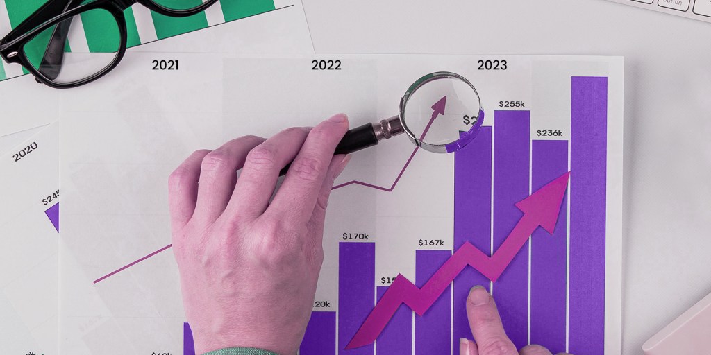 دليل شامل حول كيفية حساب صافي ثروتك: البوصلة الحقيقية لحريتك المالية