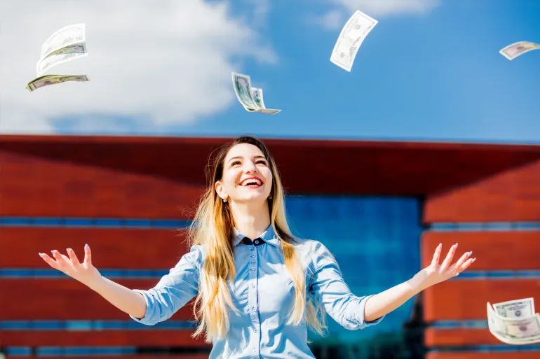 10 نصائح ذهبية من خبراء المال لتغيير حياتك: دليلك الشامل للثراء والاستقرار 