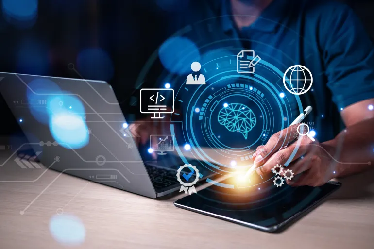 أدوات الذكاء الاصطناعي في الإدارة المالية: هل تغنيك عن المستشار؟