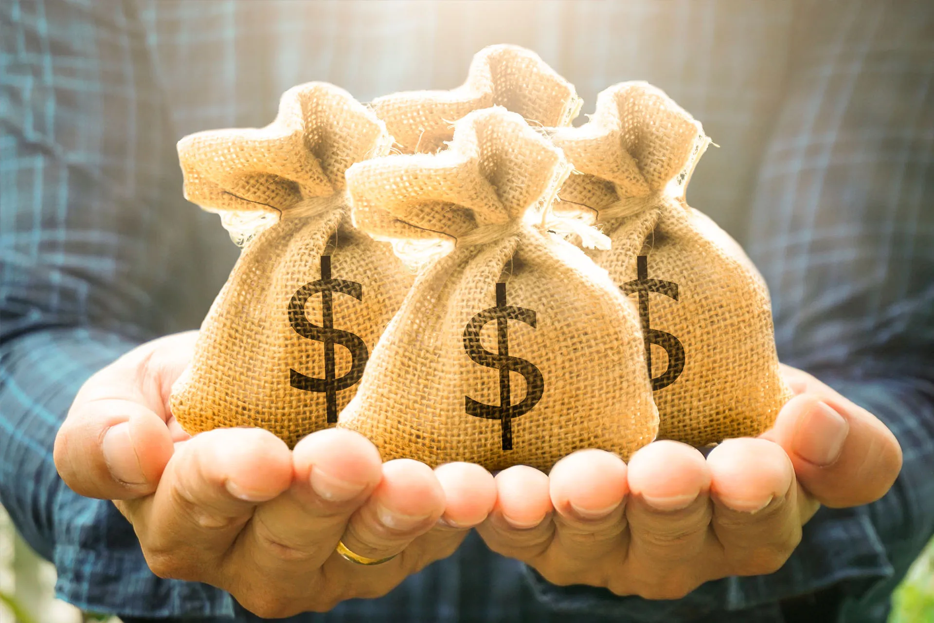 ماذا قال العظماء عن الحرية المالية؟ اقتباسات وتأملات ستغير مجرى حياتك