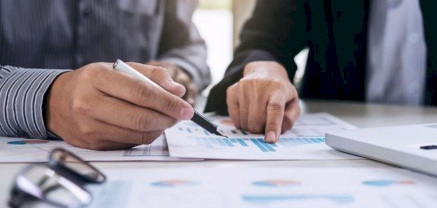 التخطيط المالي للمغتربين: كيف تدير أموالك في الخارج وتستعد للعودة؟